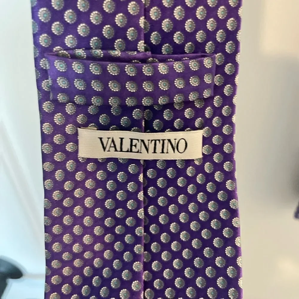 Valentino 100% silk tie - purple
